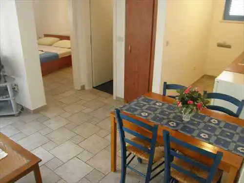 Apartment A4