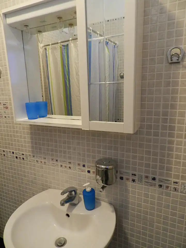 Apartment A4